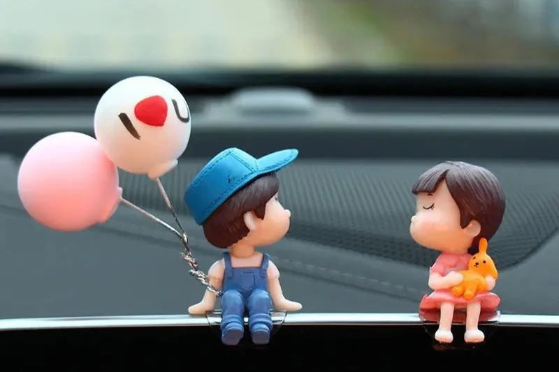 Cute Cartoon Couples Car Decoration – Romantic Figurines with Balloon Ornament for Dashboard & Auto Interior